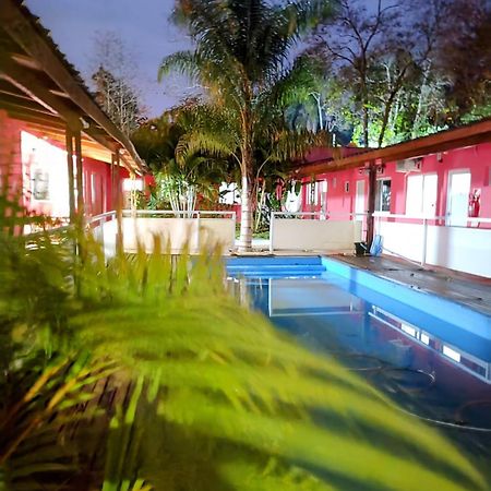 Hotel Complejo Alma Misionera Puerto Iguazú Exterior foto